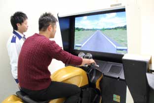 バイクのシミュレーション